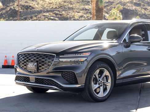 Used 2026 Genesis GV70 2.5T Advanced image 5