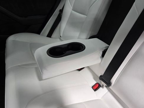 Used 2023 Tesla Model 3 Performance image 30