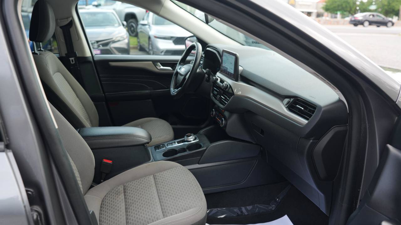 Used 2021 Ford Escape SE w/ Convenience Package AWD/4WD image 24
