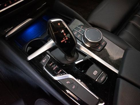 Used 2020 BMW 540i xDrive w/ Premium Package image 18