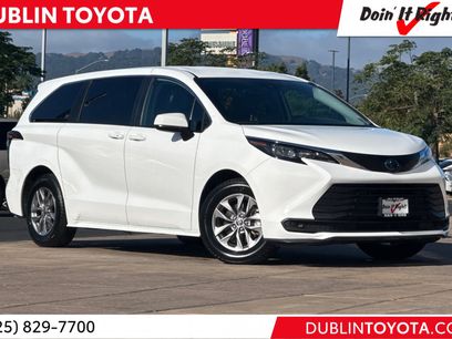 Certified 2024 Toyota Sienna LE