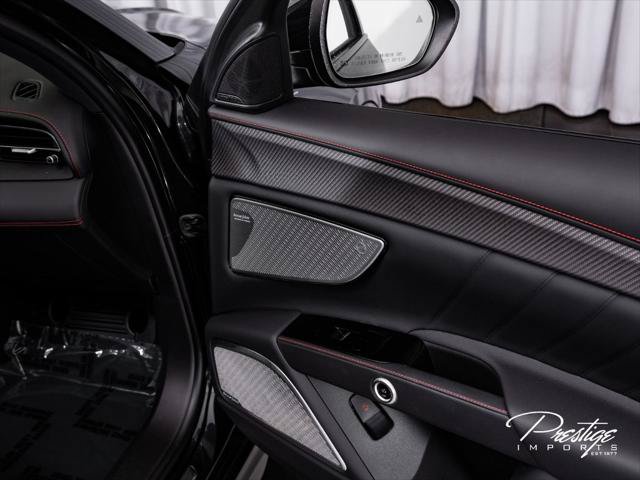 Used 2023 Maserati Grecale Trofeo AWD/4WD image 33