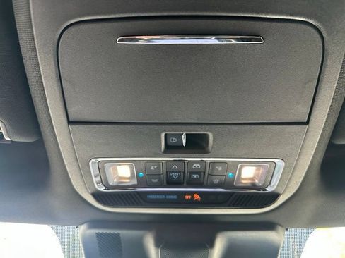 Used 2022 Ford F150 Lariat w/ Equipment Group 502A High AWD/4WD image 30