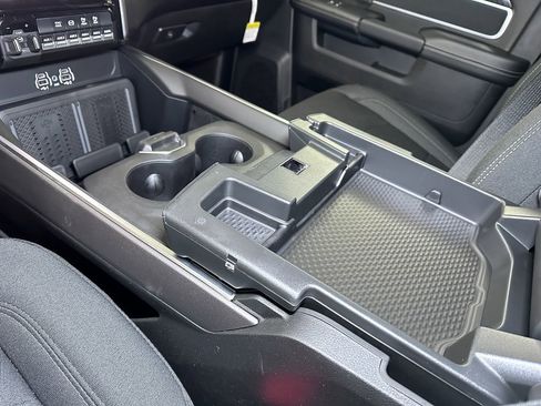 New 2026 RAM 2500 Big Horn image 34