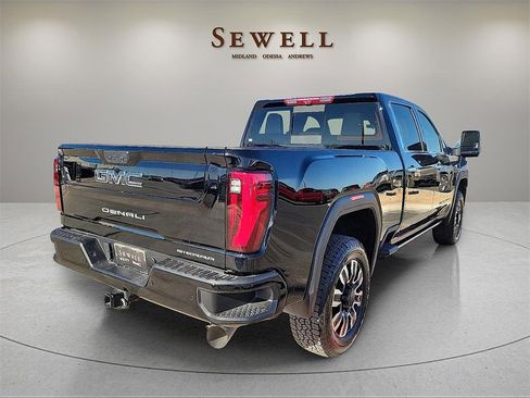 Certified 2024 GMC Sierra 2500 Denali Ultimate image 5