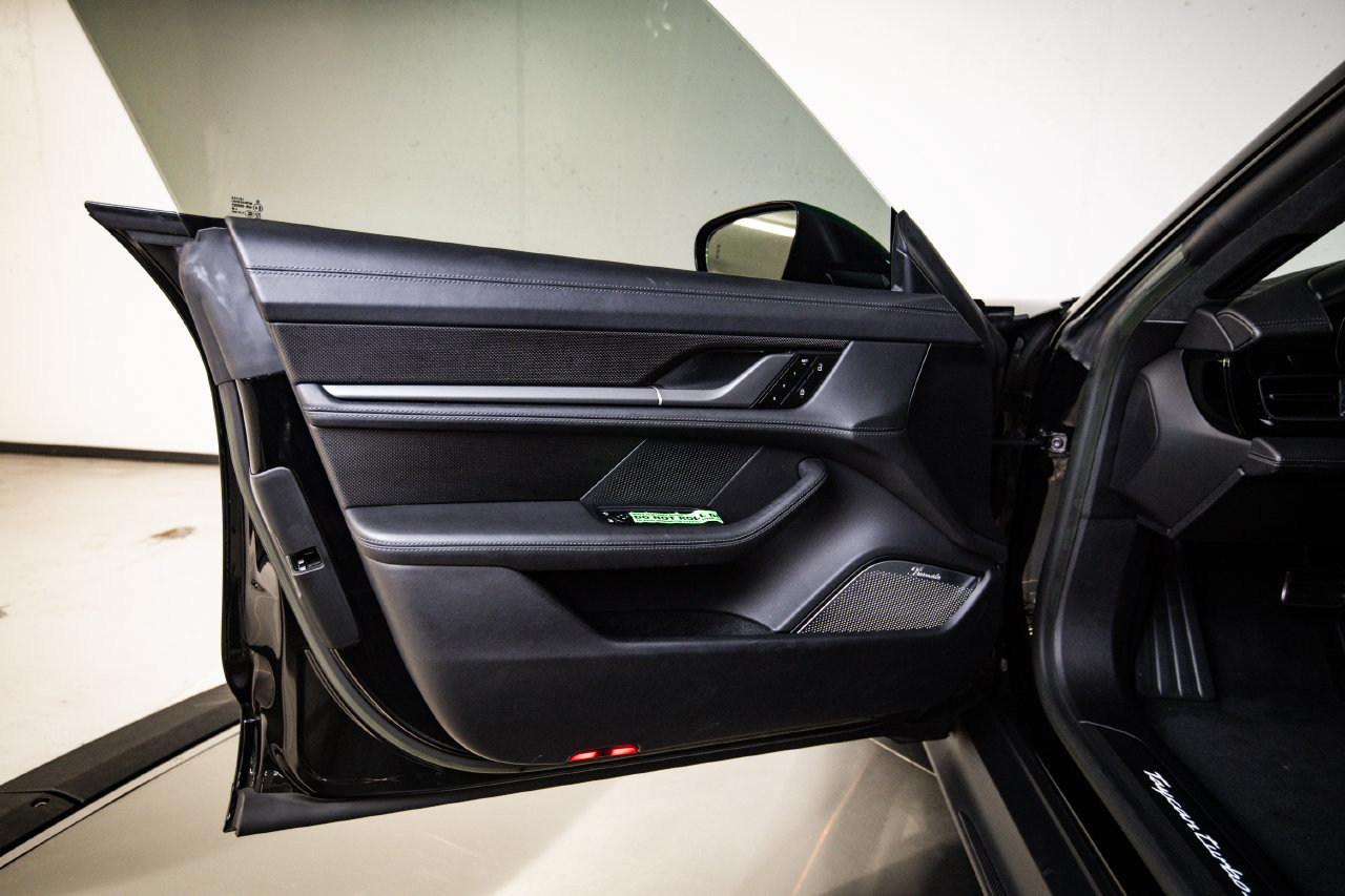 Certified 2023 Porsche Taycan Turbo S AWD/4WD image 24