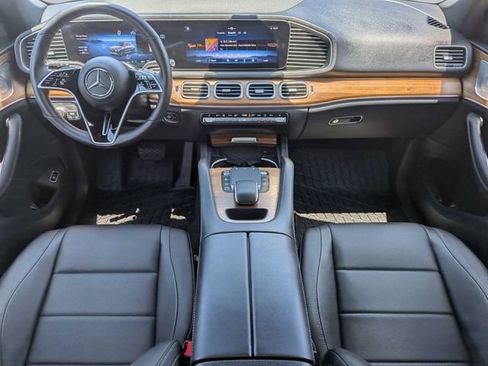 Used 2025 Mercedes-Benz GLE 450 4MATIC w/ AMG Line Exterior image 19