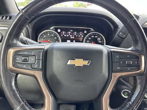 Used 2022 Chevrolet Silverado 2500 High Country w/ Z71 Off-Road Package AWD/4WD image 28