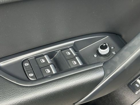 Used 2022 Audi Q5 2.0T Premium image 30