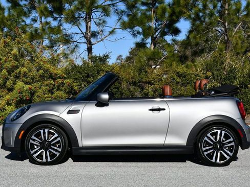 Used 2023 MINI Cooper S image 29