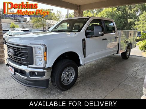 Used 2023 Ford F250 XL w/ FX4 Off-Road Package AWD/4WD image 1