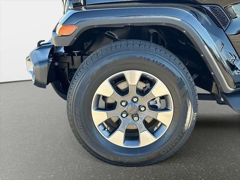 Certified 2023 Jeep Wrangler Unlimited Sahara w/ Cold Weather Group AWD/4WD image 12