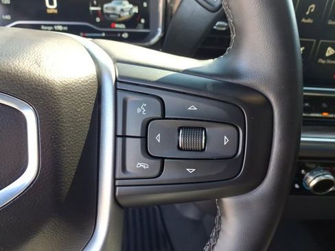 Used 2023 GMC Sierra 1500 Elevation image 9