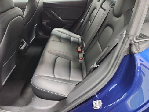 Used 2019 Tesla Model 3 Standard Range Plus RWD image 13