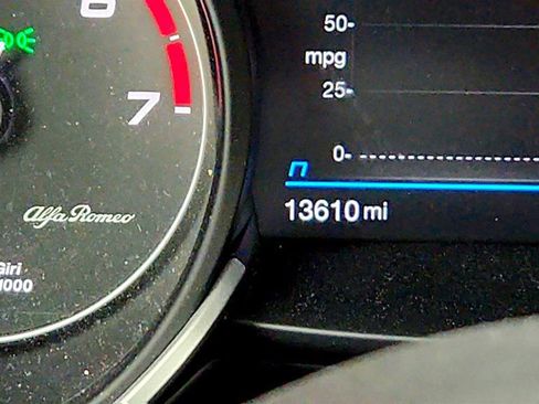 Used 2022 Alfa Romeo Stelvio Ti w/ Active Assist Plus Package AWD/4WD image 16