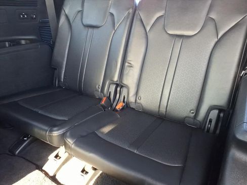 Used 2023 Kia Sorento SX image 16