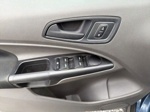 Used 2020 Ford Transit Connect XL image 11
