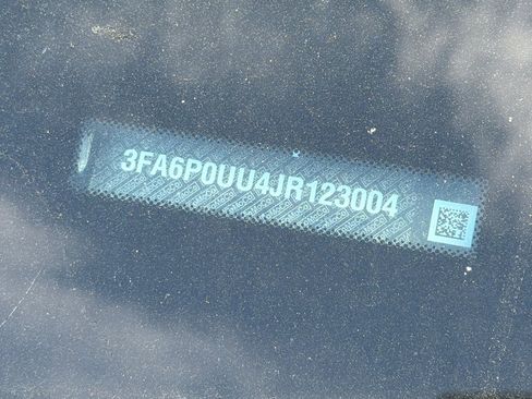 Used 2018 Ford Fusion S image 2