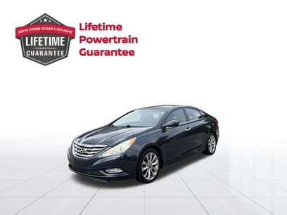 Used 2012 Hyundai Sonata SE w/ Navigation & Sunroof Pkg