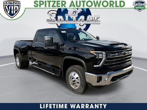 New 2026 Chevrolet Silverado 3500 LTZ w/ LTZ Plus Package AWD/4WD image 1