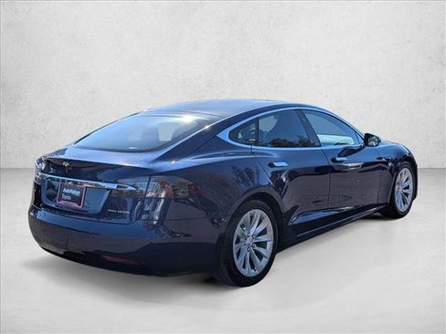 Used 2019 Tesla Model S 100D image 8