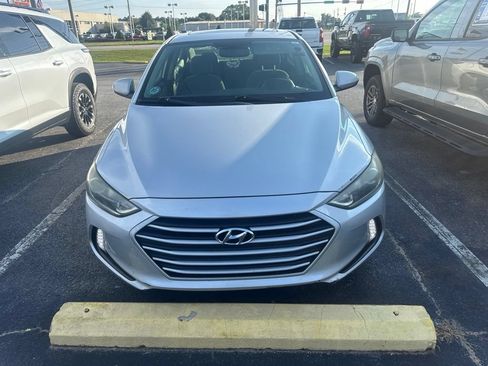 Used 2018 Hyundai Elantra Value Edition FWD image 2