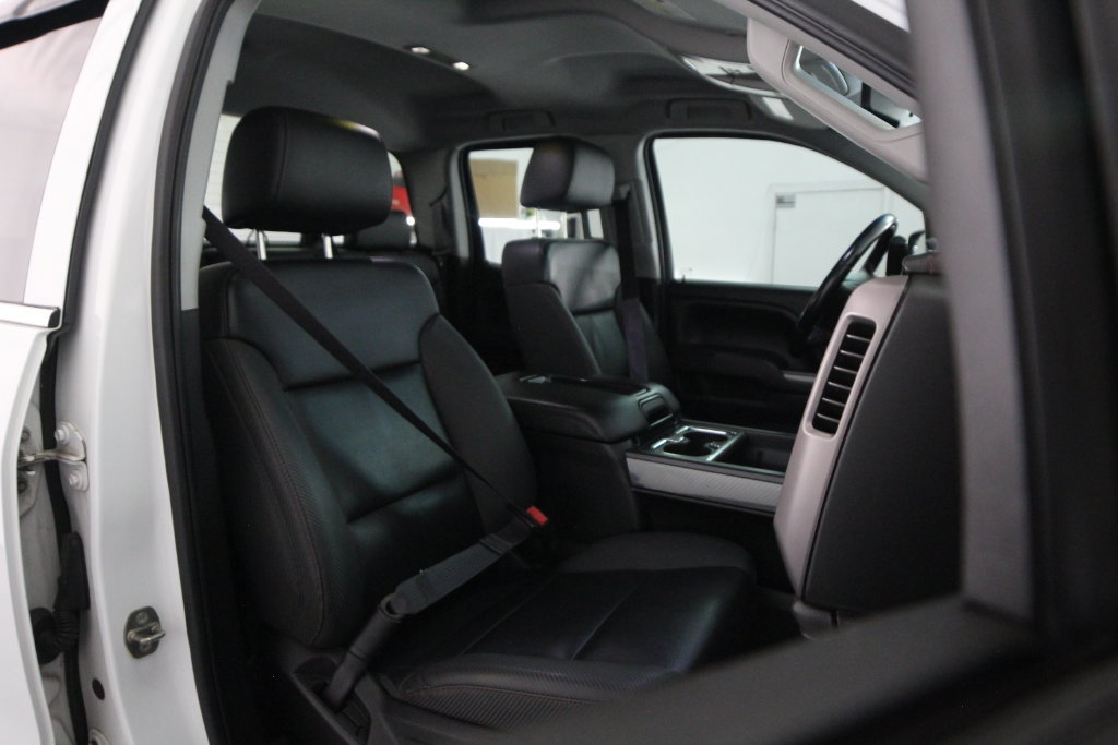 Used 2015 GMC Sierra 1500 SLT w/ All-Terrain Package AWD/4WD image 47