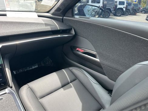Used 2024 Lucid Air Pure RWD image 18