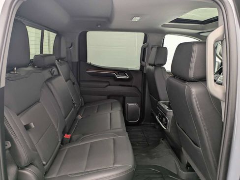Used 2025 GMC Sierra 1500 Denali w/ Technology Package AWD/4WD image 23