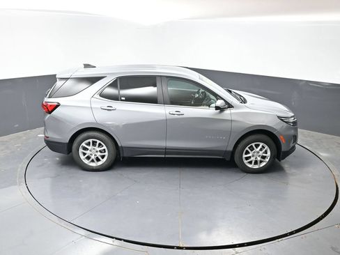 Used 2024 Chevrolet Equinox LT AWD/4WD image 45