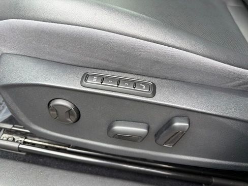 Used 2023 Volkswagen ID.4 Pro S RWD image 19