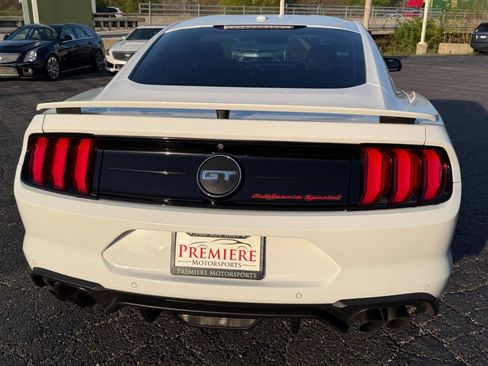 Used 2019 Ford Mustang GT Premium w/ Equipment Group 401A RWD image 7