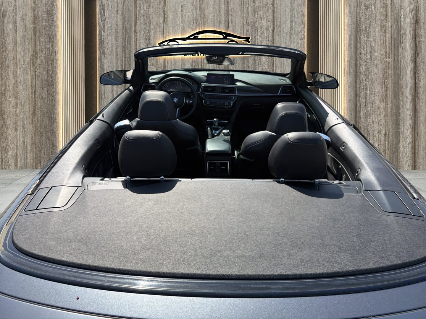 Used 2018 BMW M4 Convertible RWD image 64
