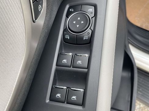 New 2026 Ford Expedition Active image 16