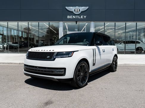 Used 2024 Land Rover Range Rover Long Wheelbase SE AWD/4WD image 1