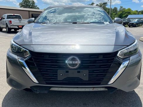 Used 2024 Nissan Sentra S FWD image 2