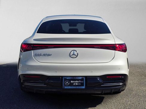 Used 2022 Mercedes-Benz EQS 450+ Sedan image 4