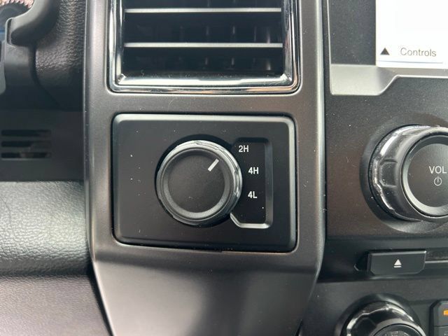 Used 2018 Ford F150 XLT w/ Equipment Group 302A Luxury AWD/4WD image 28