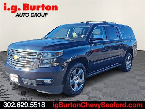 Used 2020 Chevrolet Suburban Premier image 3