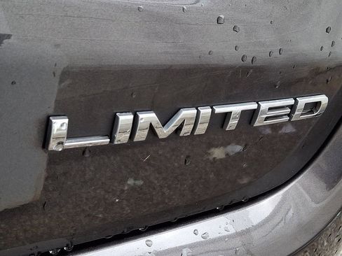 Used 2021 Jeep Compass Limited w/ Sun and Sound Group image 5