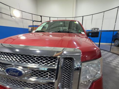 Used 2012 Ford F150 Lariat w/ Lariat Chrome Pkg image 4