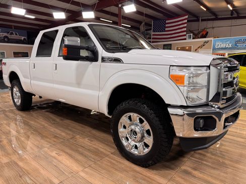 Used 2012 Ford F250 Lariat w/ Lariat Ultimate Pkg image 3