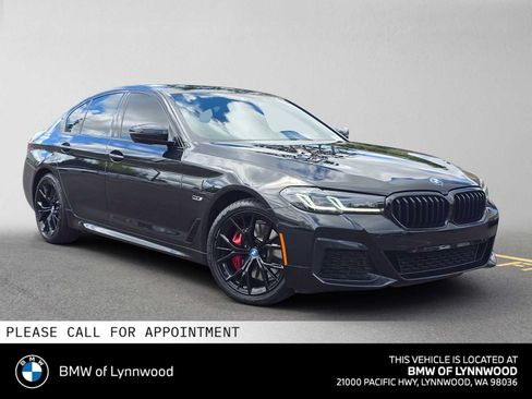 Used 2023 BMW 530e xDrive w/ M Sport Package AWD/4WD image 1
