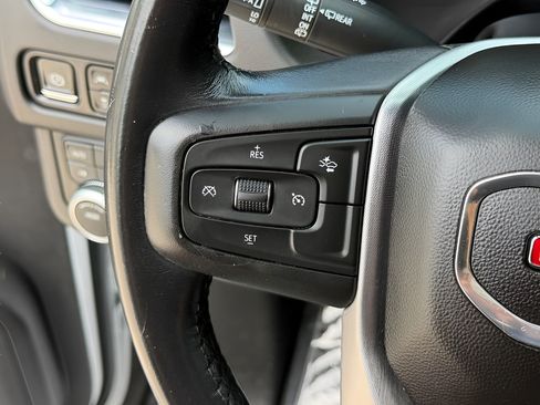 Used 2023 GMC Yukon SLT AWD/4WD image 42