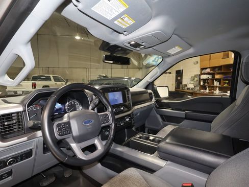 Used 2022 Ford F150 XLT w/ Equipment Group 301A Mid image 9