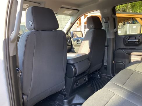 Used 2024 Chevrolet Silverado 1500 W/T w/ Trailering Package AWD/4WD image 15
