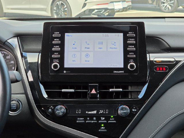 Used 2024 Toyota Camry SE w/ Cold Weather Package AWD/4WD image 28