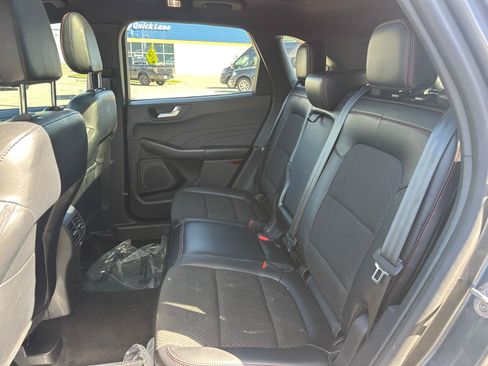 Used 2024 Ford Escape ST-Line w/ Tech Pack #1 AWD/4WD image 7