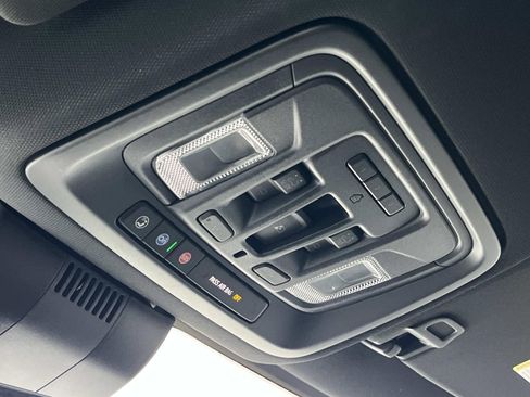 Used 2024 GMC Sierra 1500 AT4 w/ Technology Package image 36