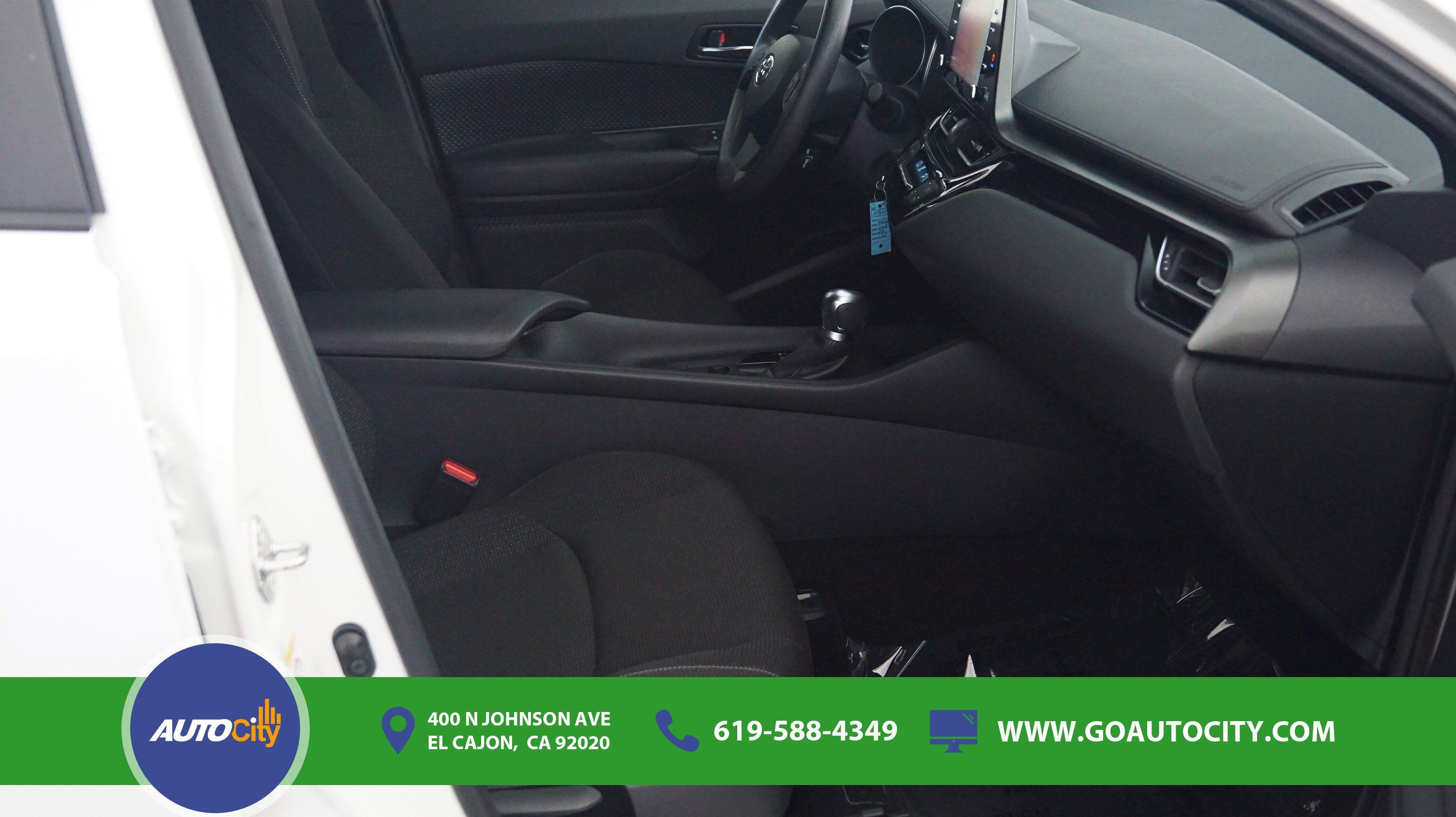 Used 2019 Toyota C-HR LE FWD image 8